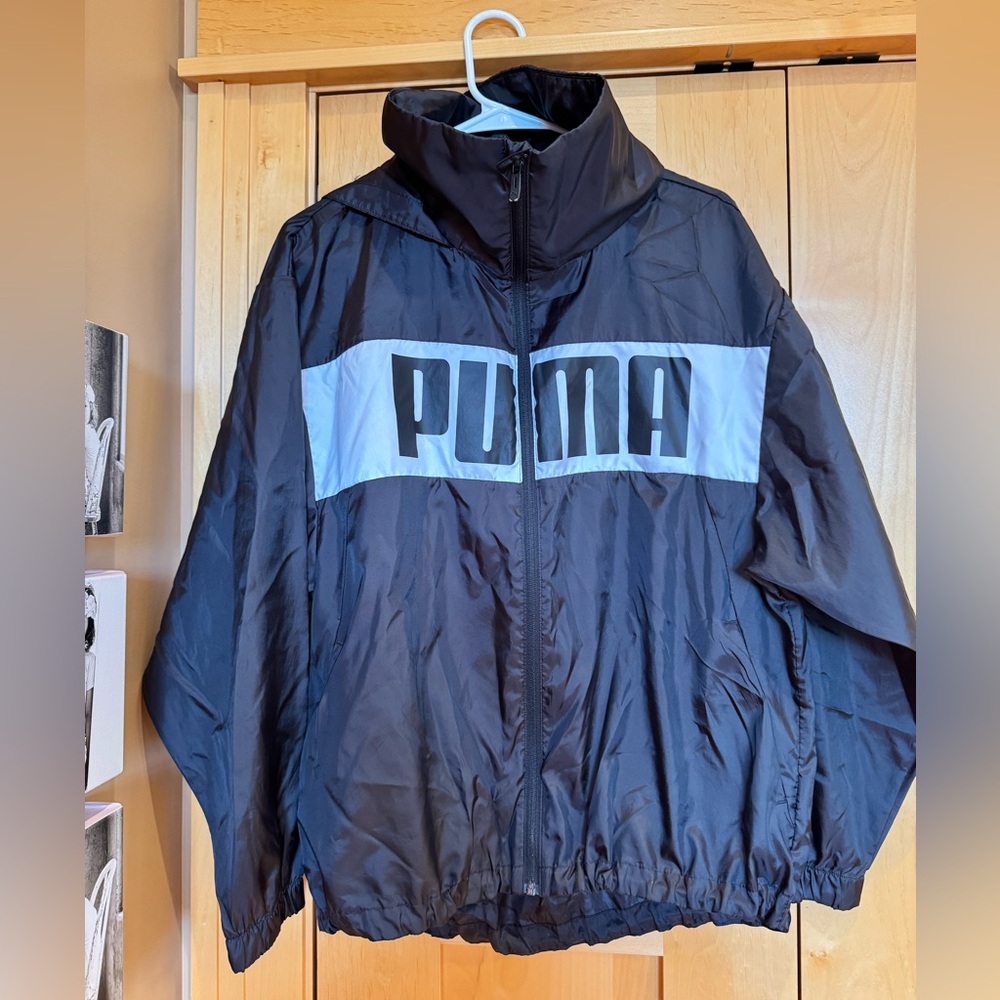 PUMA Windbreaker